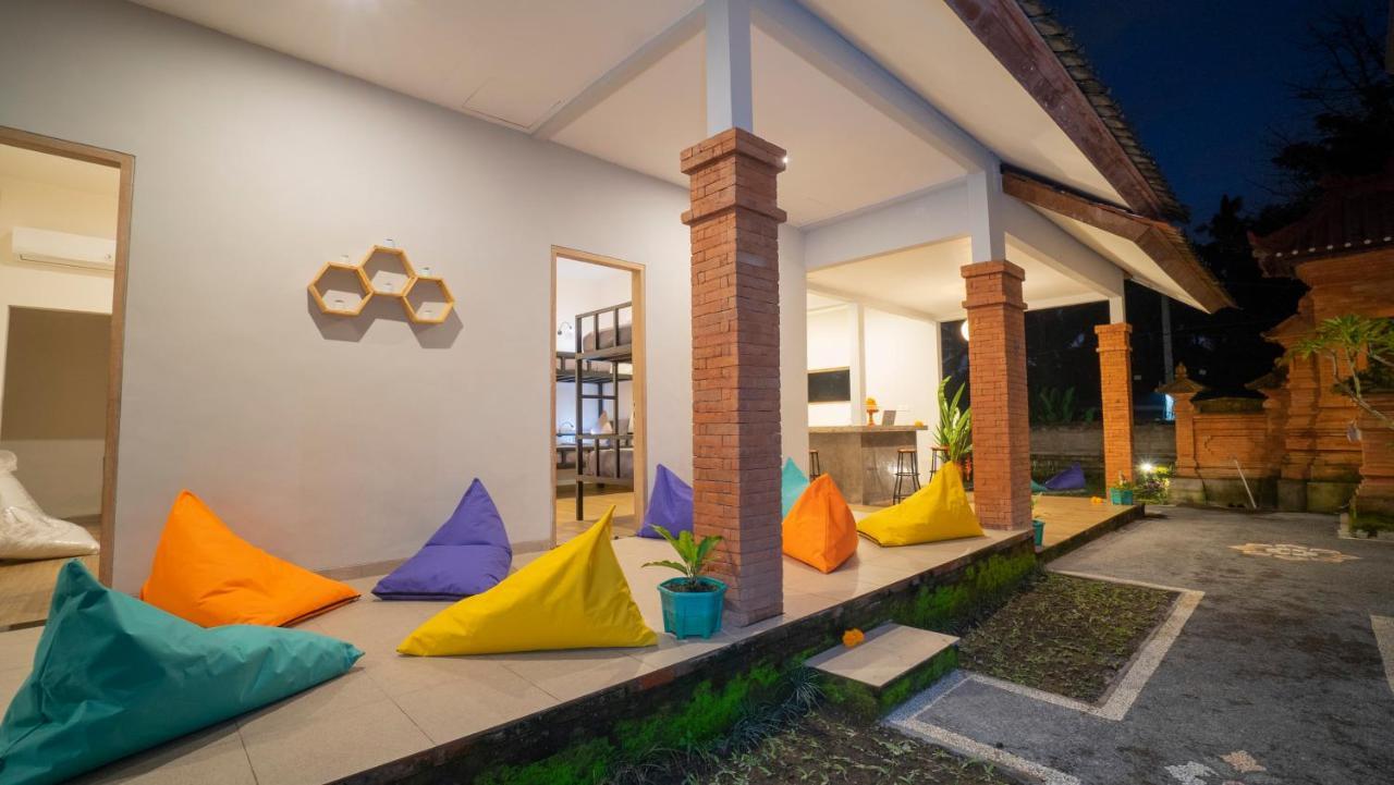 Aura Dormitory House Ubud المظهر الخارجي الصورة